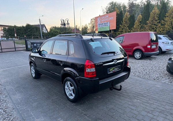 Hyundai Tucson cena 17900 przebieg: 241124, rok produkcji 2006 z Kędzierzyn-Koźle małe 742